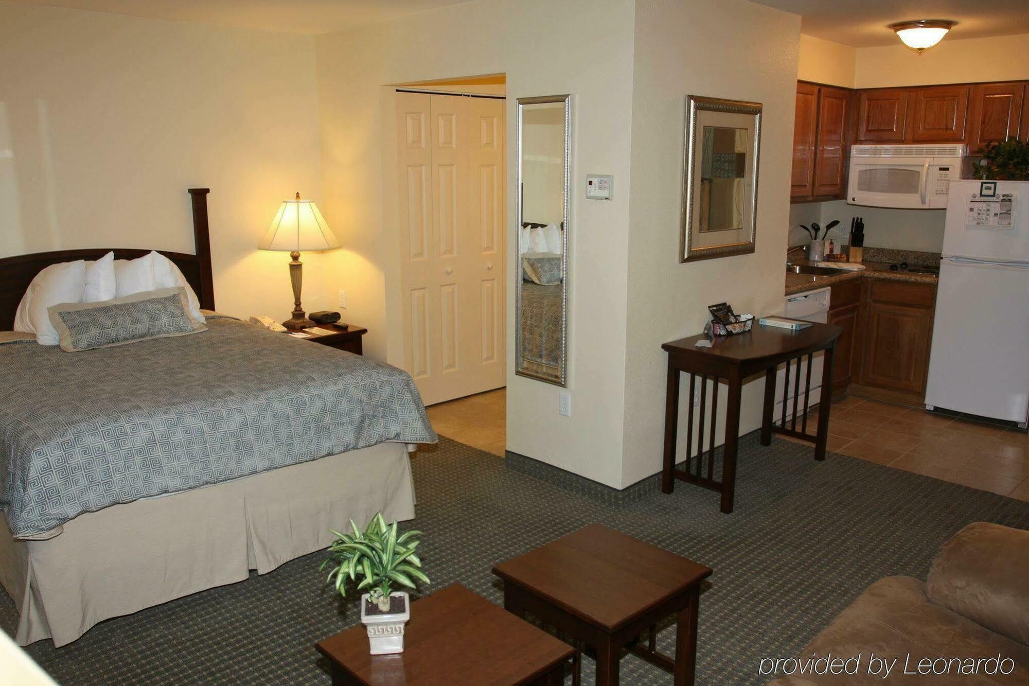Staybridge Suites Mcallen By Ihg Chambre photo